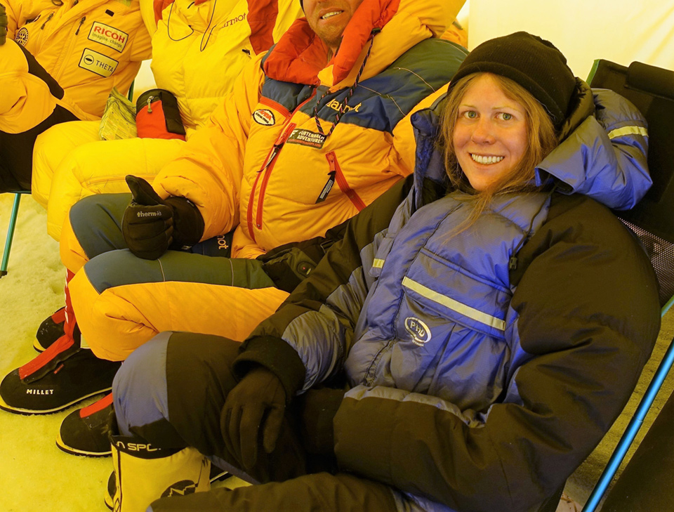 On Everest with Anja Blacha On Everest with Anja Blacha